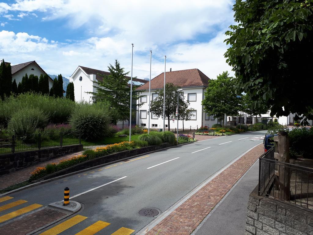 Bed And Breakfast Krone Schellenberg المظهر الخارجي الصورة